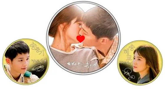 Medali Song Joong Ki dan Song Hye Kyo yang bakal dijual. © soompi.com