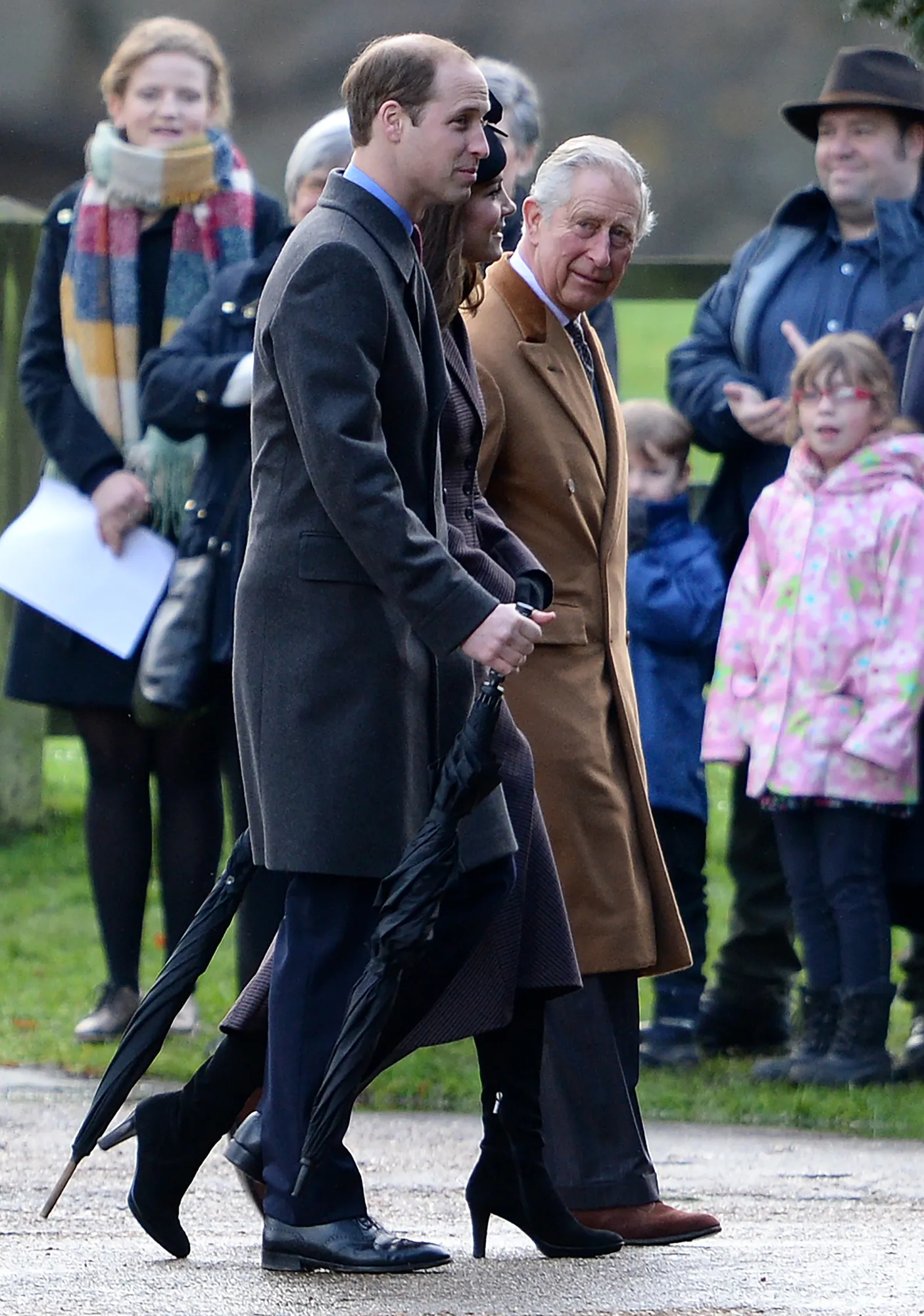 Kate Middleton tampil anggun dan mempesona © Splashnews.com