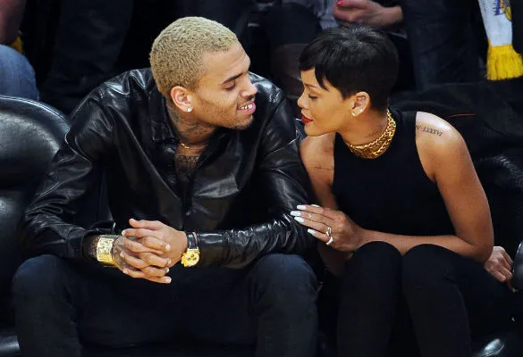 Chris Brown dan Rihanna dikabarkan balikan © Splashnews