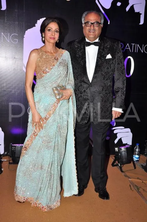 Ini dia penampilan mewah Sridevi saat didampingi Boney Kapoor menghadiri pesta ultah © Pinkvilla.com