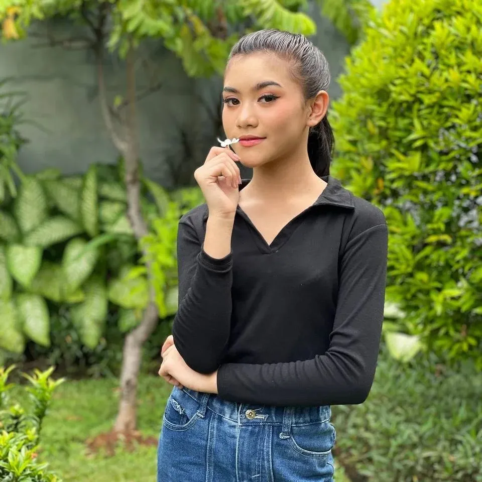 instagram.com/da5_sridevi03