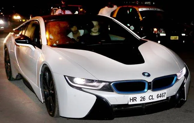 Ini dia mobil baru Shahrukh Khan ©indiatoday