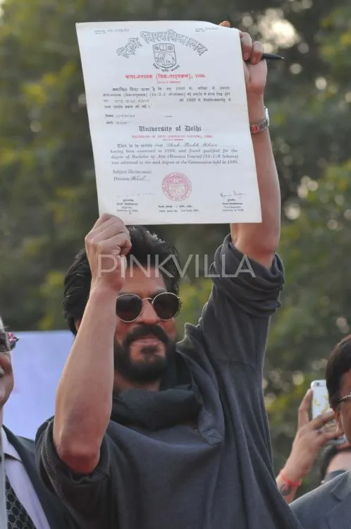Ini dia ijazah SRK yang baru didapatnya setelah 27 tahun © Pinkvilla.com