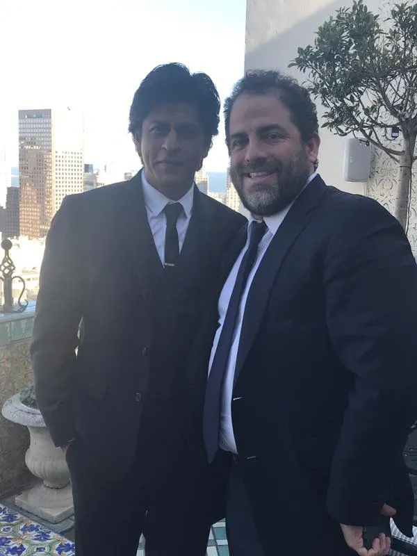 SRK bakal main atau jadi produser di RUSH HOUR 4? ©News India Times