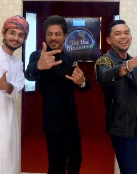 Fakhrul bertemu dengan Shahrukh Khan ©instagram.com/meranaamfakhrulrazihai
