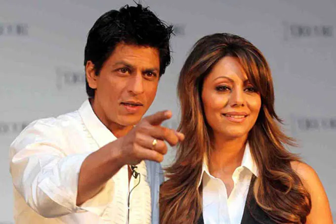SRK rayakan ultah pernikahan di India ©filmibeat.com