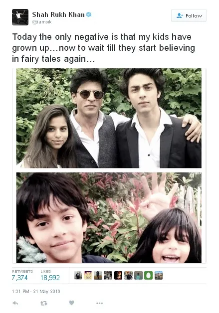 Suhana, Shah Rukh Khan & Aryan © Twitter