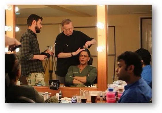 Shahrukh Khan bekerjasama dengan Greg Cannon dalam film terbarunya, FAN. @oneindia.in