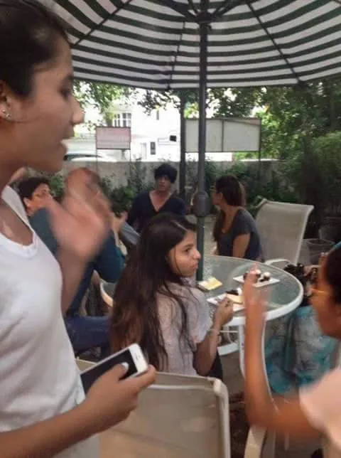 Suhana Khan yang kini sudah remaja makin cantik ya! © Pinkvilla.com