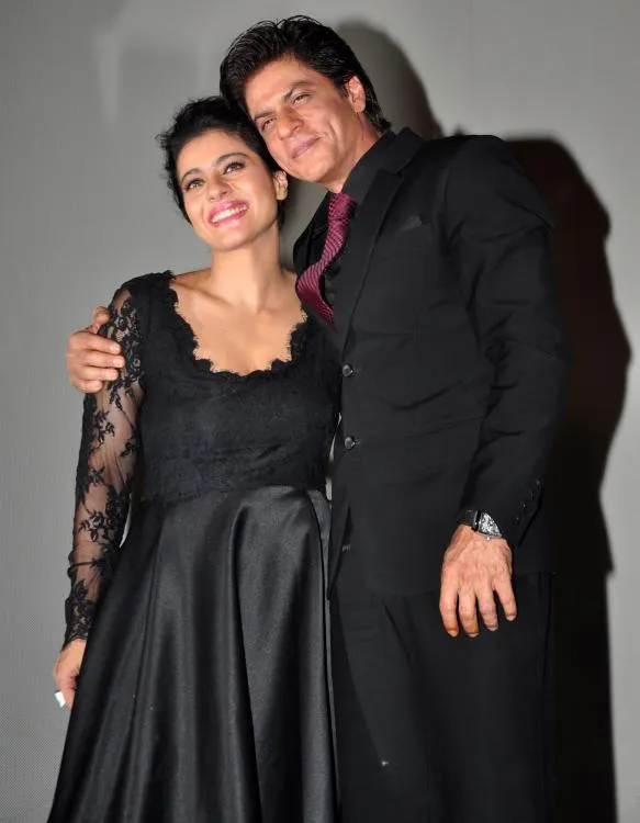 Kajol mengungkap jika aktingnya dengan SRK muncul secara alami, entah chemistry atau bukan © Pinkvilla.com