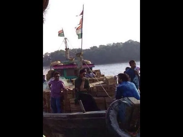 Ini dia potret SRK ketika memerankan sosok penyelundup © Pinkvilla.com