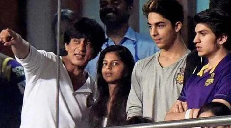 Ini potret kebersamaan Shahrukh Khan bersama anak-anaknya saat melihat laga Indian Premier League @indianexpress.com