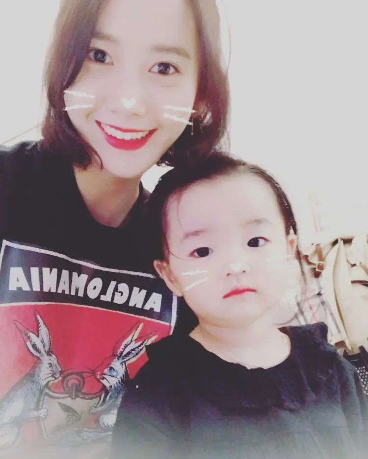 Yoona dan Ha Eun © instagram.com/ssoyang84