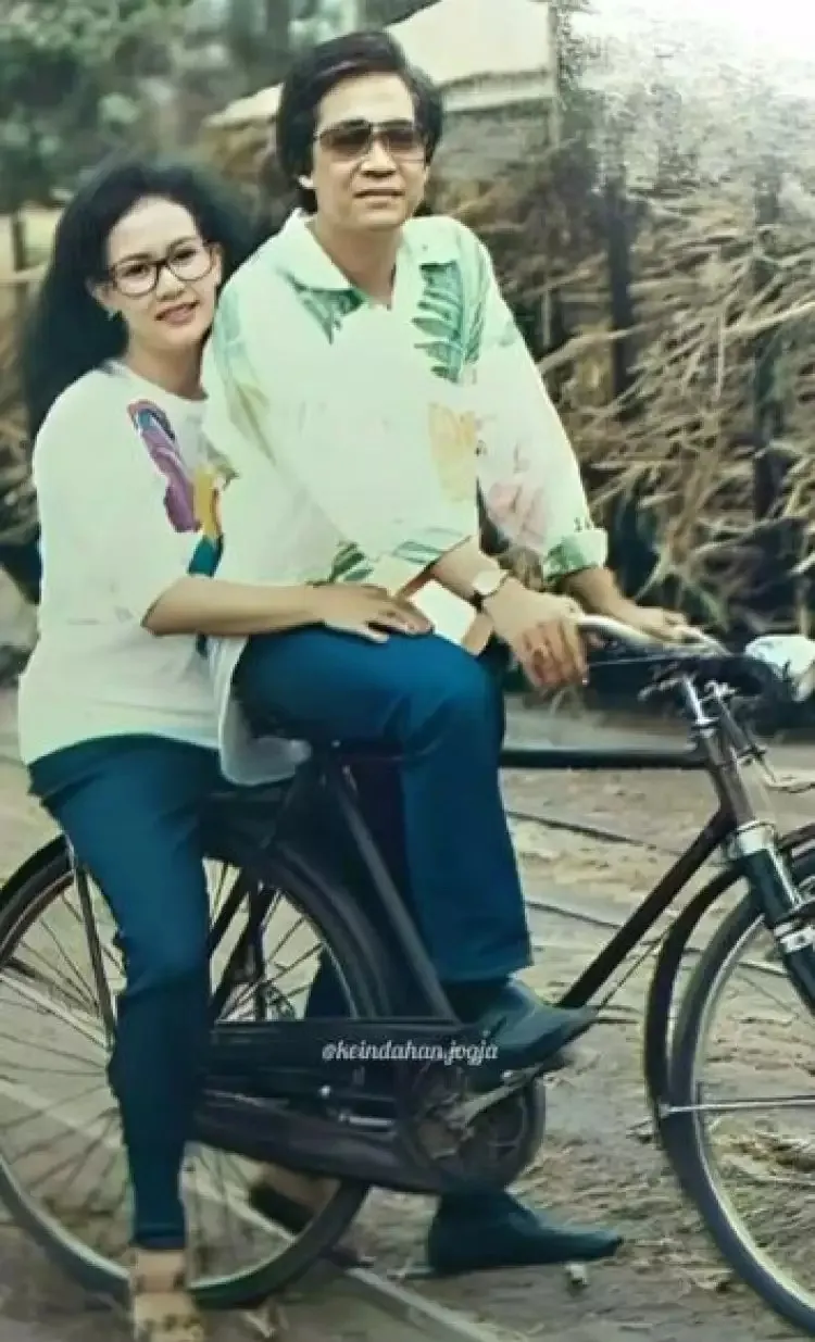 Potret masa muda Sri Sultan Hamengkubuwono X (Sumber: TikTok/keindahan.jogja)