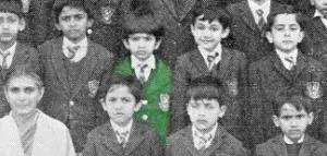 Shahrukh saat sekolah. ©lightscamerabollywood.com