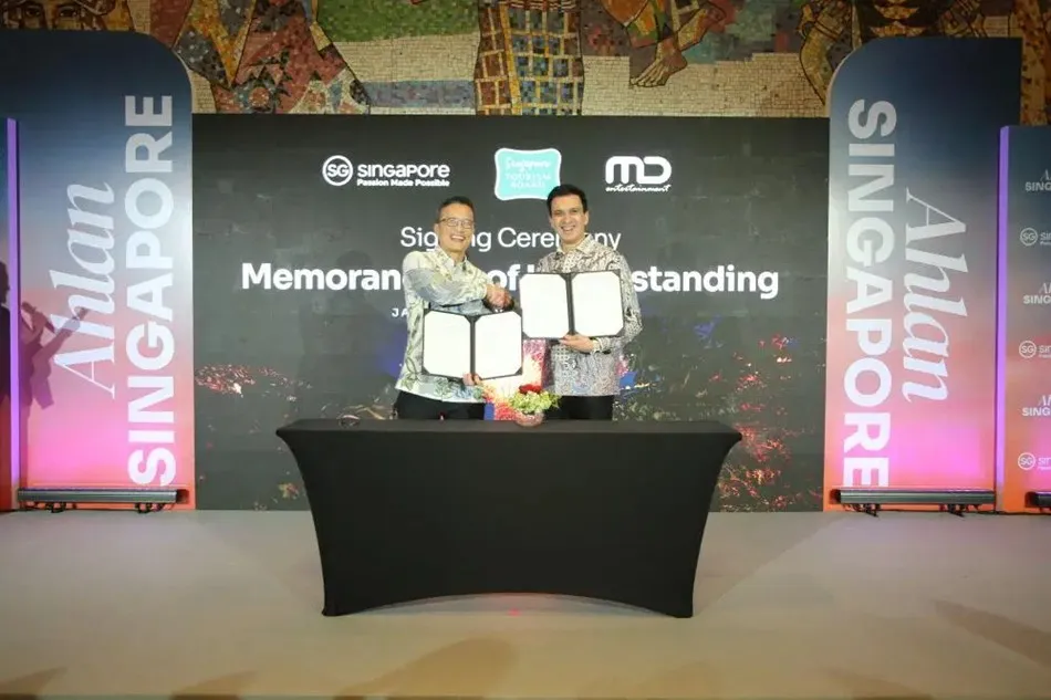 Assistant Chief Executive, International Group, Singapore Tourism Board, Oliver Chong dan Founder dan CEO MD Entertainment, Manoj Punjabi di Hotel Indonesia Kempinski, Jakarta.  