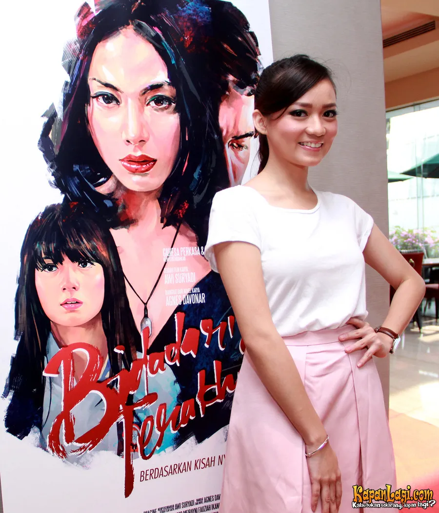 Stella Cornelia ingin karir seimbang antara nyanyi dan main film/© KapanLagi.com®/M. Akrom Sukarya