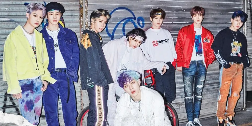 Stray Kids - Charmer