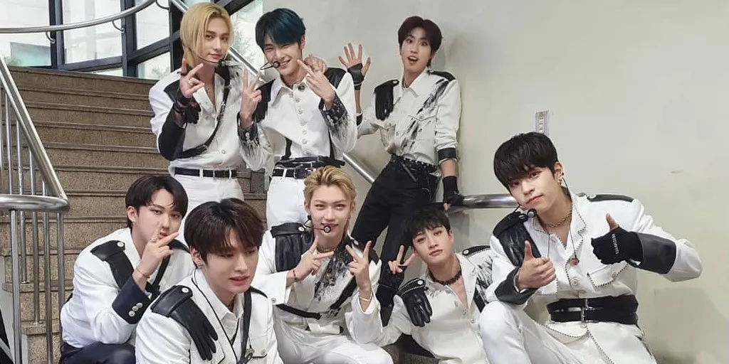 Stray Kids - Lonely St.