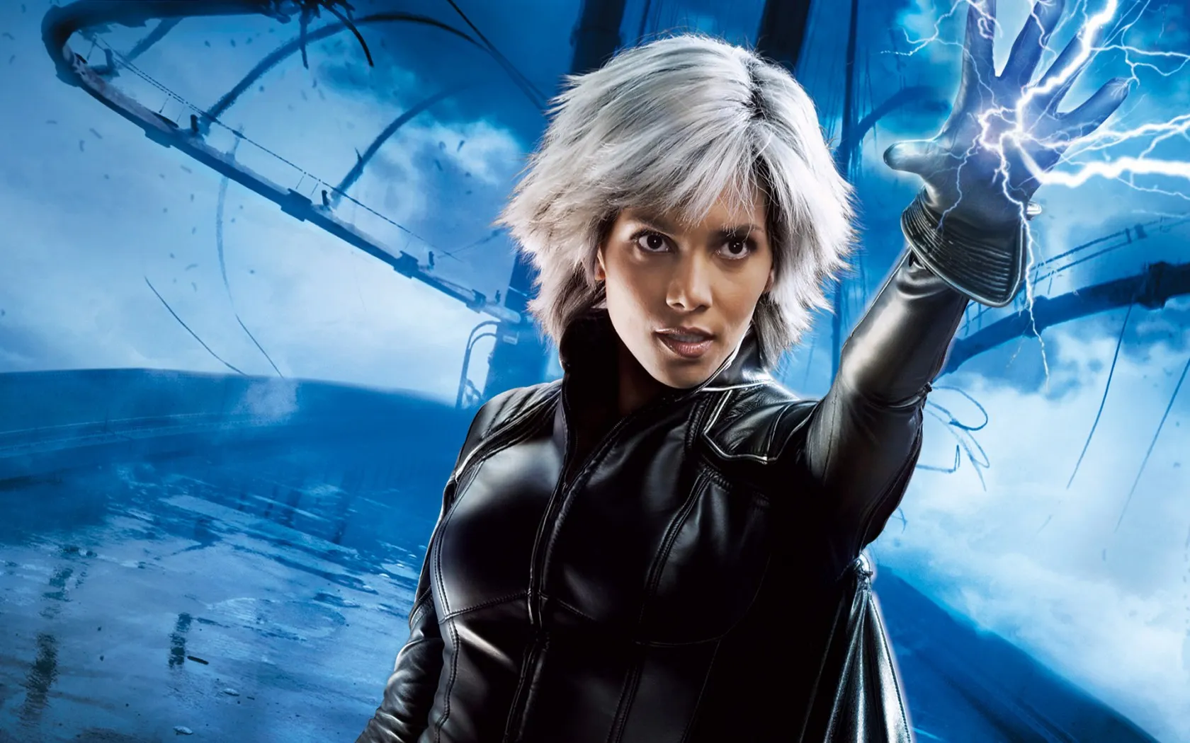 Halle Berry sebagai Storm | Foto: 20th Century Fox