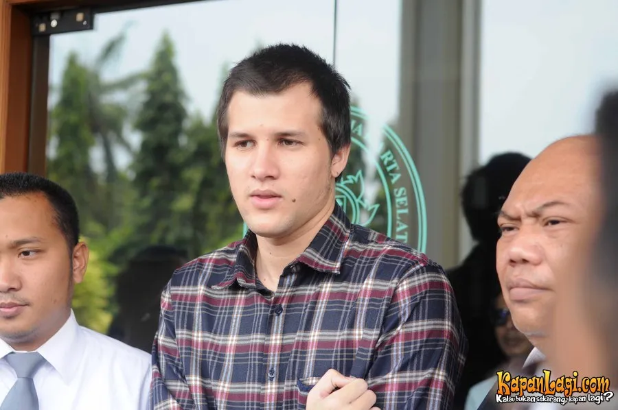 Stuart dituding kurang gentle karena temui Arsen saat rumah sepi/©KapanLagi.com®/Bayu Herdianto