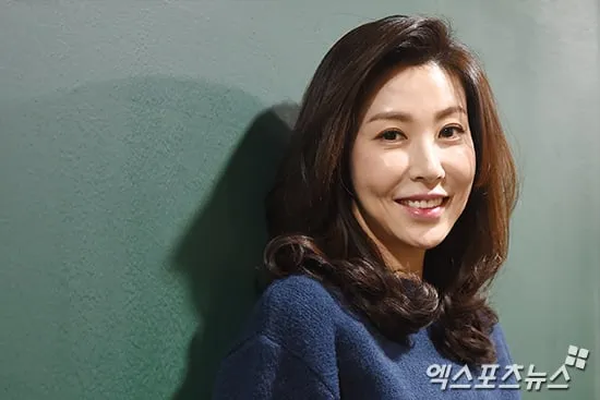Suami Sung Hyun Ah ditemukan tak bernyawa di sebuah parkiran mobil. ©soompi.com