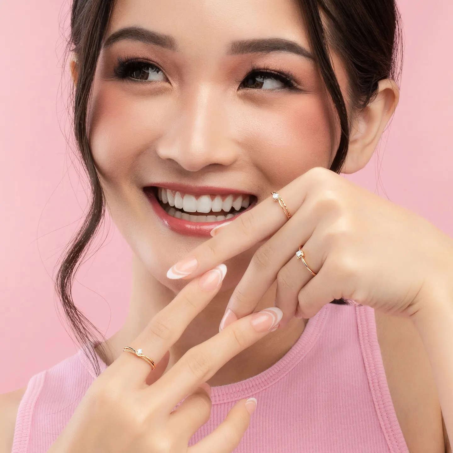 (c) The Palace Jeweler