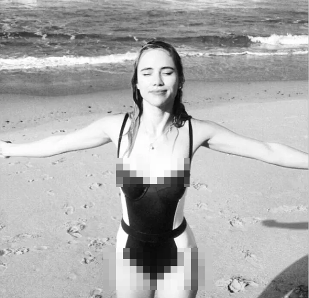 Suki tampak seksi dan makin bahagia @ instagram.com/sukiwaterhouse