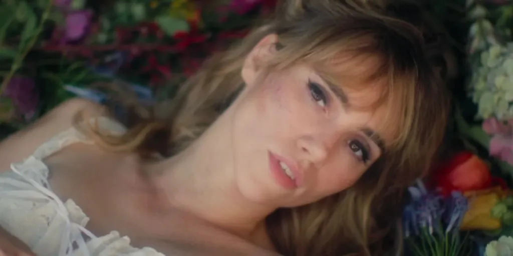 Suki Waterhouse - Brutally