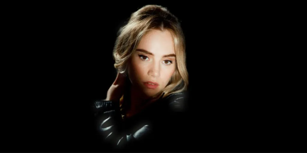 Suki Waterhouse - My Mind