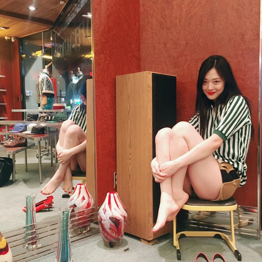 Sulli pamer paha lagi Š instagram.com/jelly_jilli