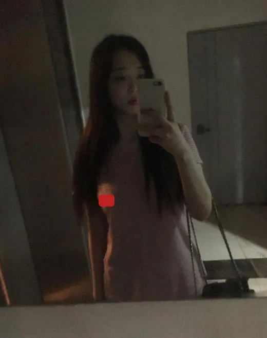 Foto perdana Sulli pasca putus dari Kim Min Jun. © Instagram/jelly_jilli