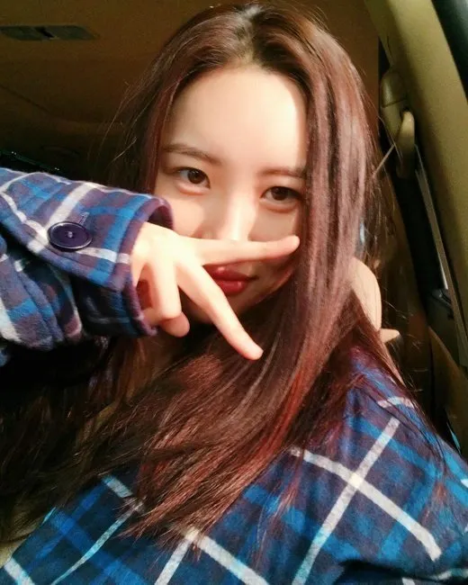 Selfie Sunmi untuk menjawab komentar miring tentang dirinya © instagram.com/miyayeah