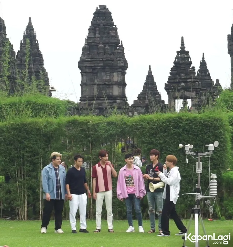 Super Junior dan TVXQ fanmeet di Candi Prambanan © KapanLagi.com/Mita Anandayu