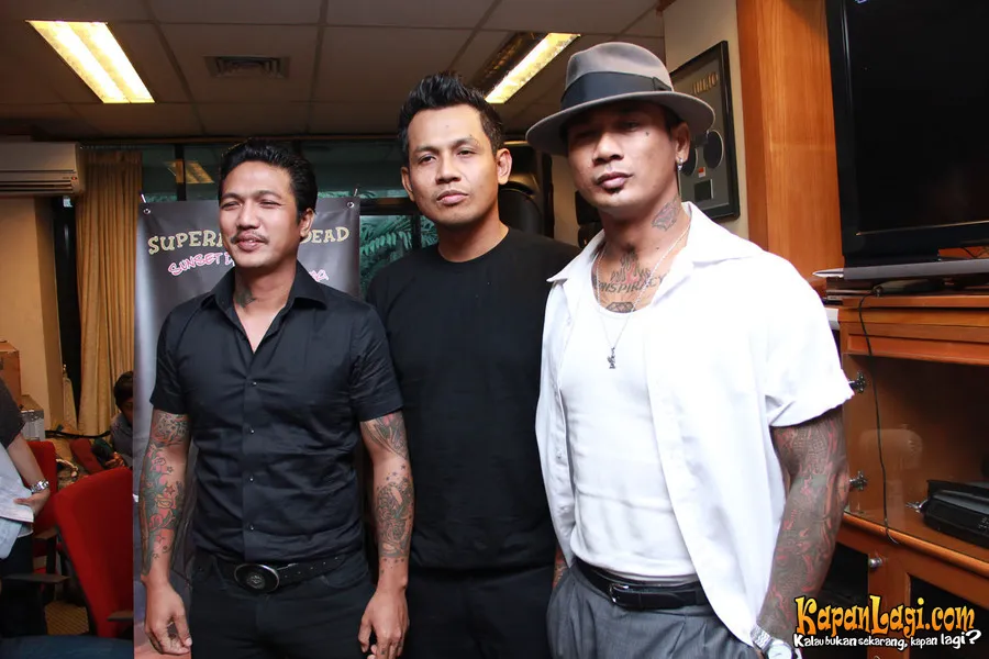 Dalam kasus Roby yang tertangkap, SID menganggap polisi over acting.