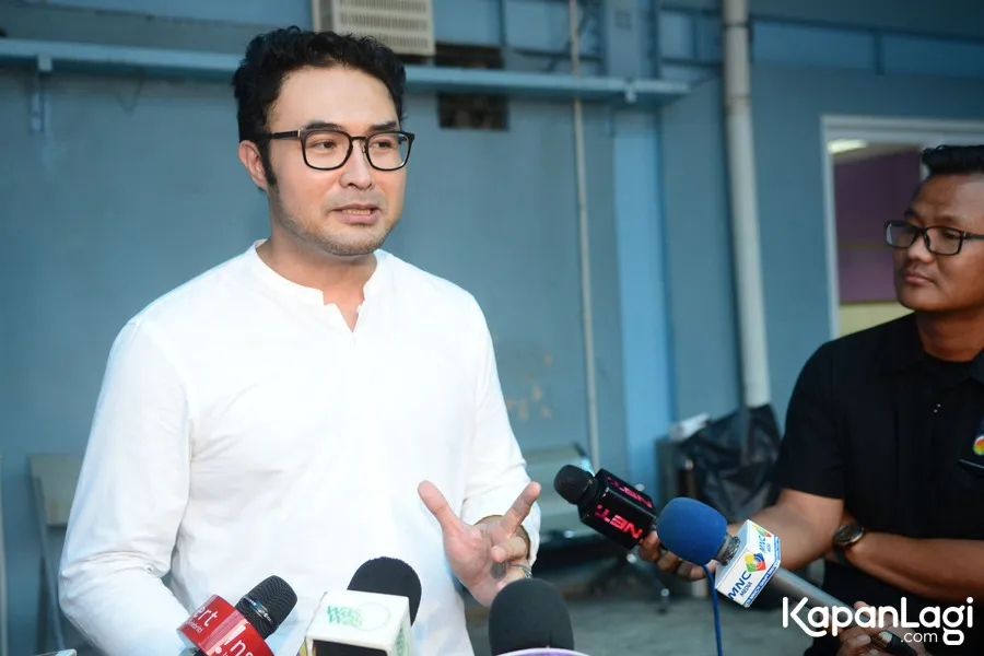 Surya Saputra anggap urus anak adalah fun thing/©KapanLagi.com®/Bayu Herdianto