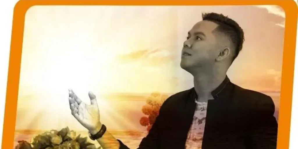 Michael Panjaitan - Surya Bersinar Dibalik Awan