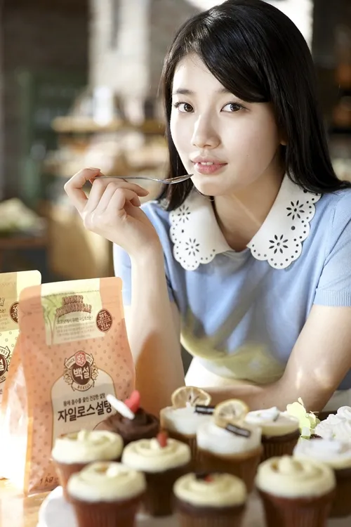 Suzy menjadi model dari brand produk gula. ©soompi.com