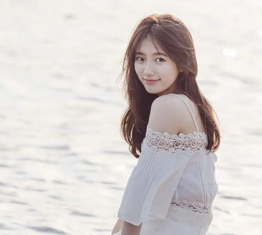Suzy, yang disebut sebagai Nation's First Love saat ini © The Face Shop