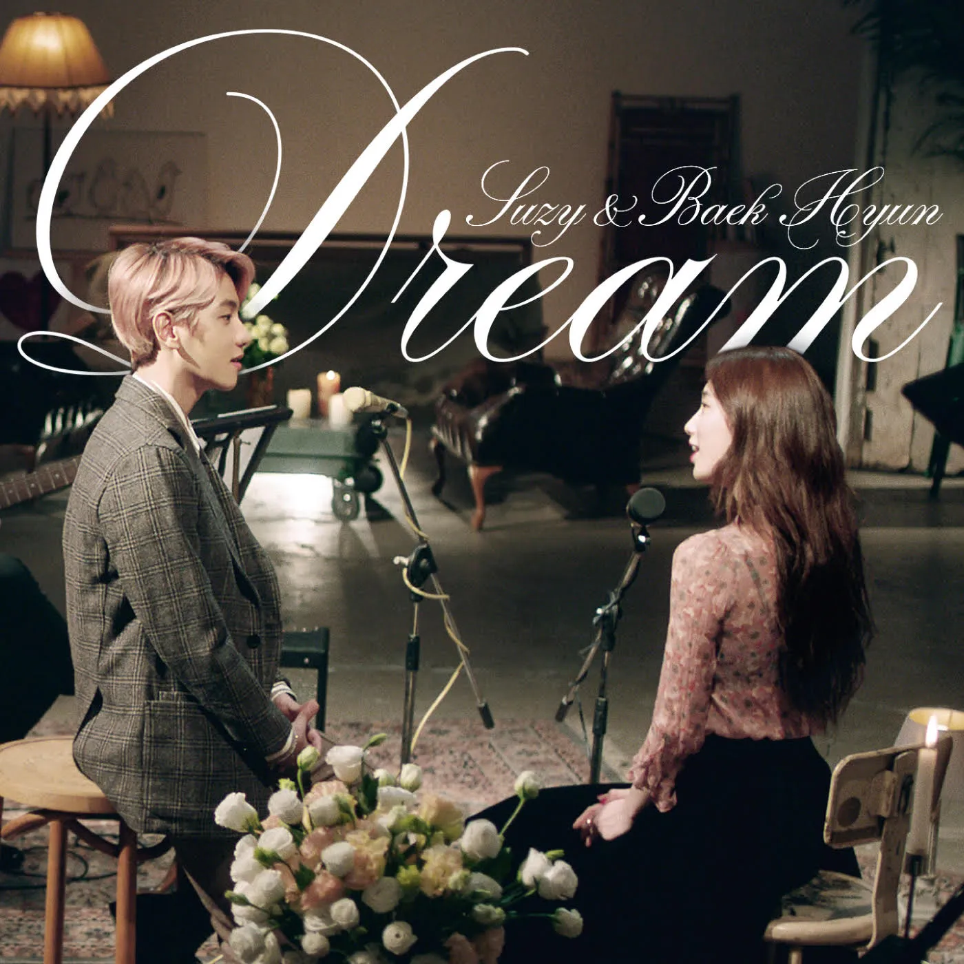 Kolaborasi Suzy Miss A dan Baekhyun EXO yang sukses banget. ©soompi.com