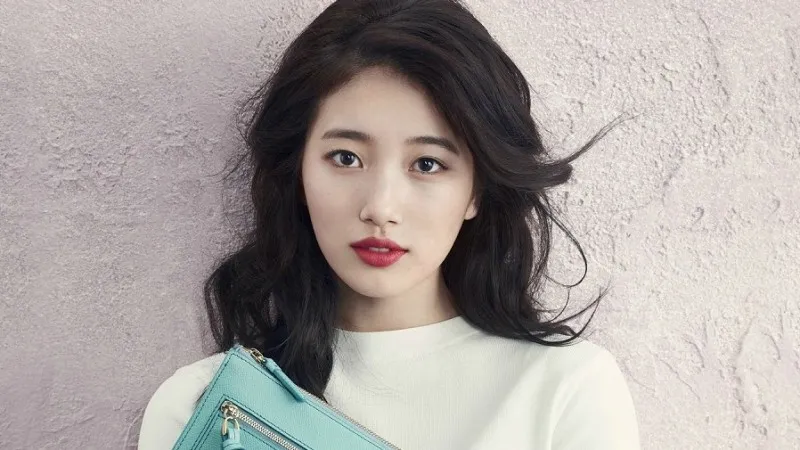 Suzy Miss A dikabarkan menang gugatan atas kasus hukum dengan toko online. © soompi.com