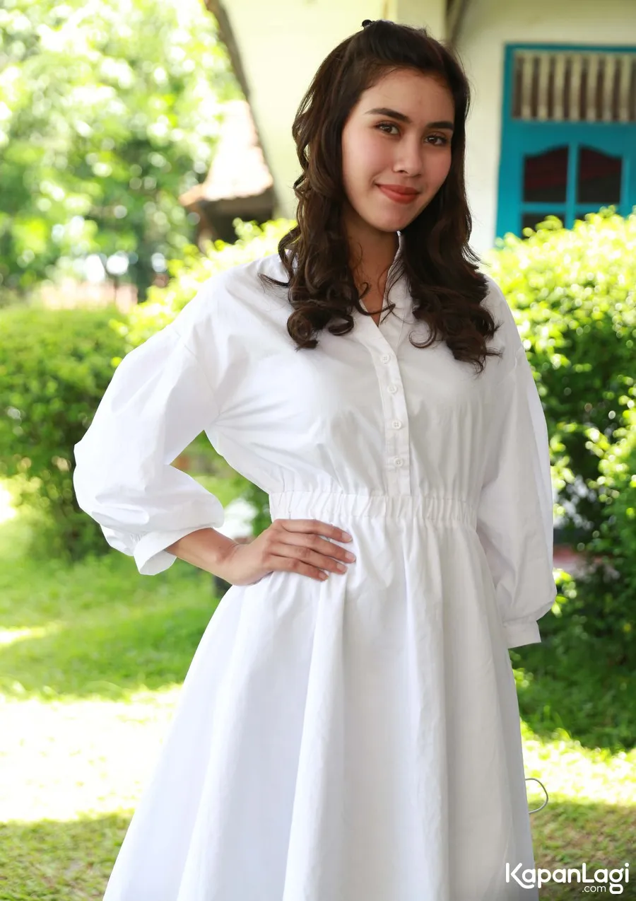 Syahnaz sering ditemani Jeje di lokasi syuting © KapanLagi.com®/Muhammad Akrom Sukarya