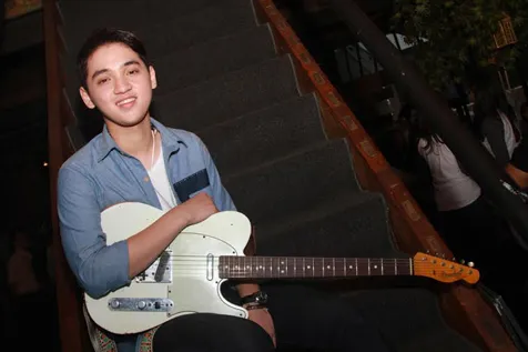 Syahravi sudah rilis albumnya sendiri. KapanLagi.com©