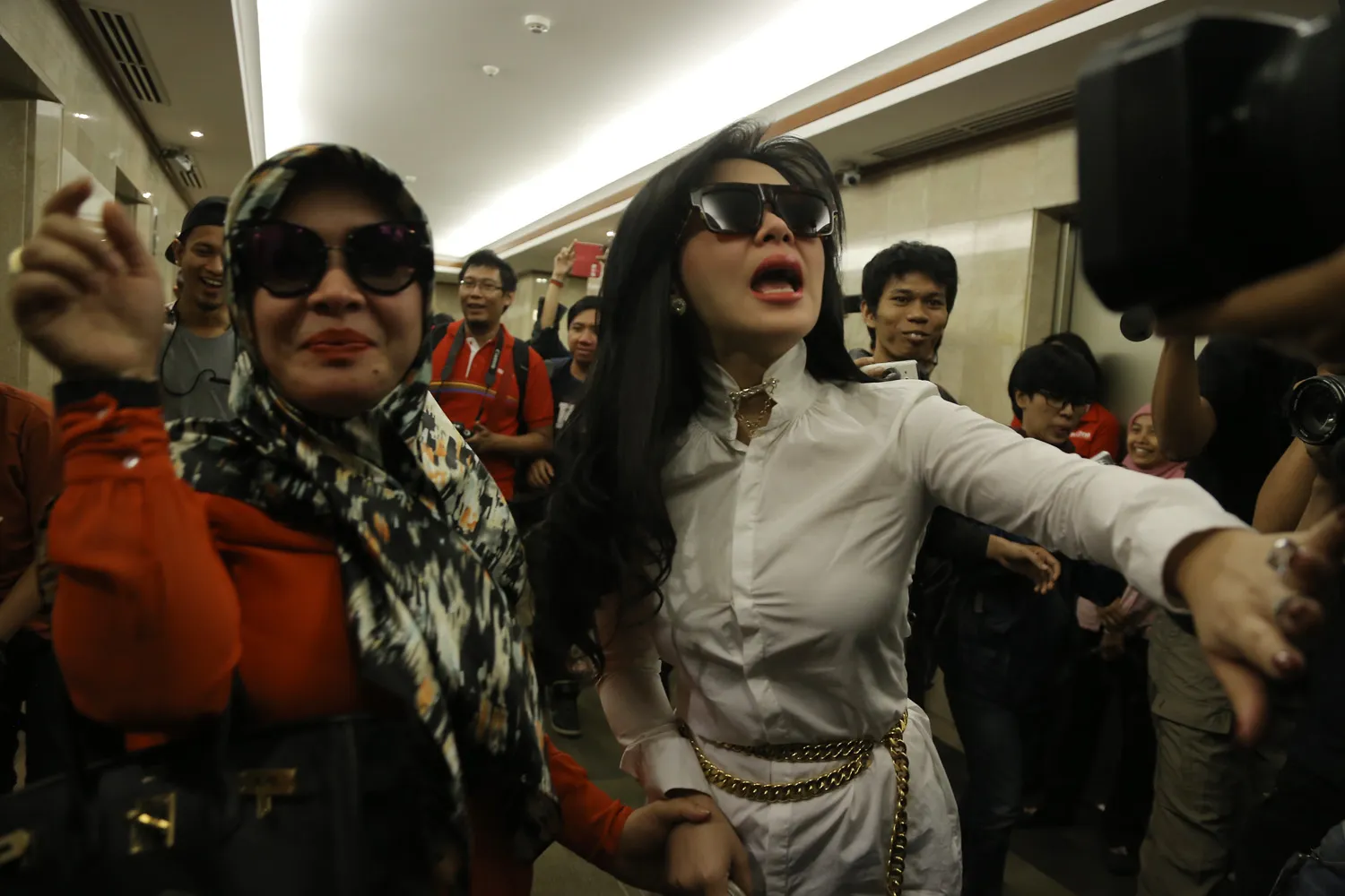 Syahrini mengaku tidak kenal Feriyani Lim secara pribadi dan hanya kebetulan bertemu. ©KapanLagi.com®/Agus Apriyanto