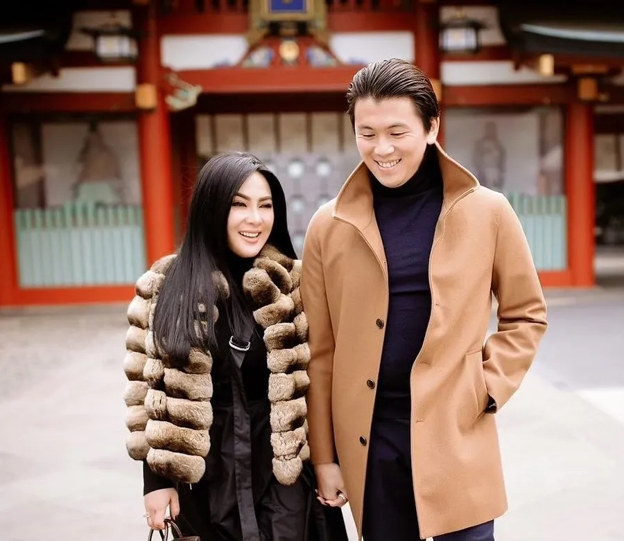 Syahrini © instagram.com/princessyahrini