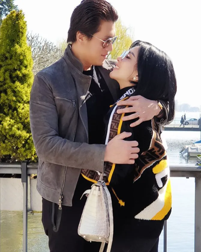 Reino Barack dan Syahrini (credit: instagram.com/princessyahrini)