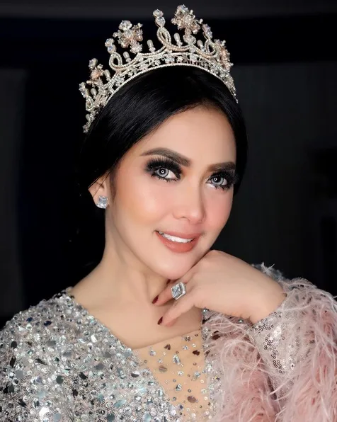 Soal penampilan, Syahrini selalu menjadi perhatian dan topik perbincangan publik. /©instagram.com/princessyahrini