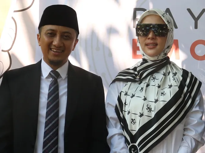 Syahrini ingin keponakannya jadi Hafiz Al-Quran yang sukses di dunia dan akhirat. © KapanLagi.com/Budy Santoso
