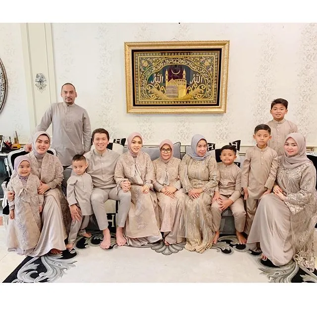 Credit: instagram.com/princessyahrini