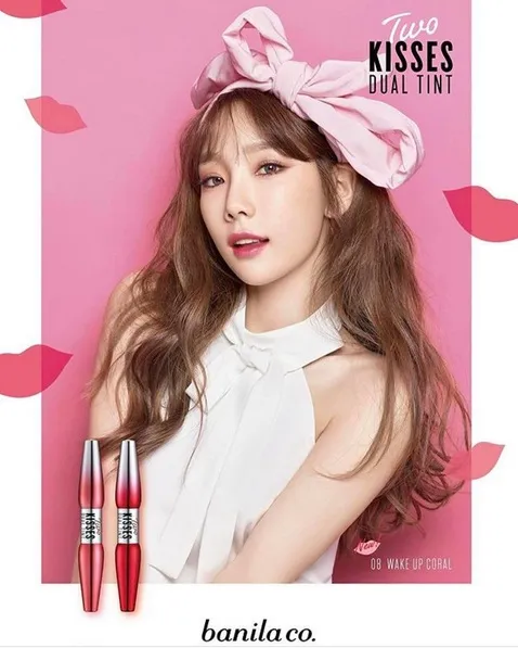 Bagaikan boneka, Taeyeon tampil cantik dengan make-up yang sempurna. /©instagram.com/taeyeon_ss